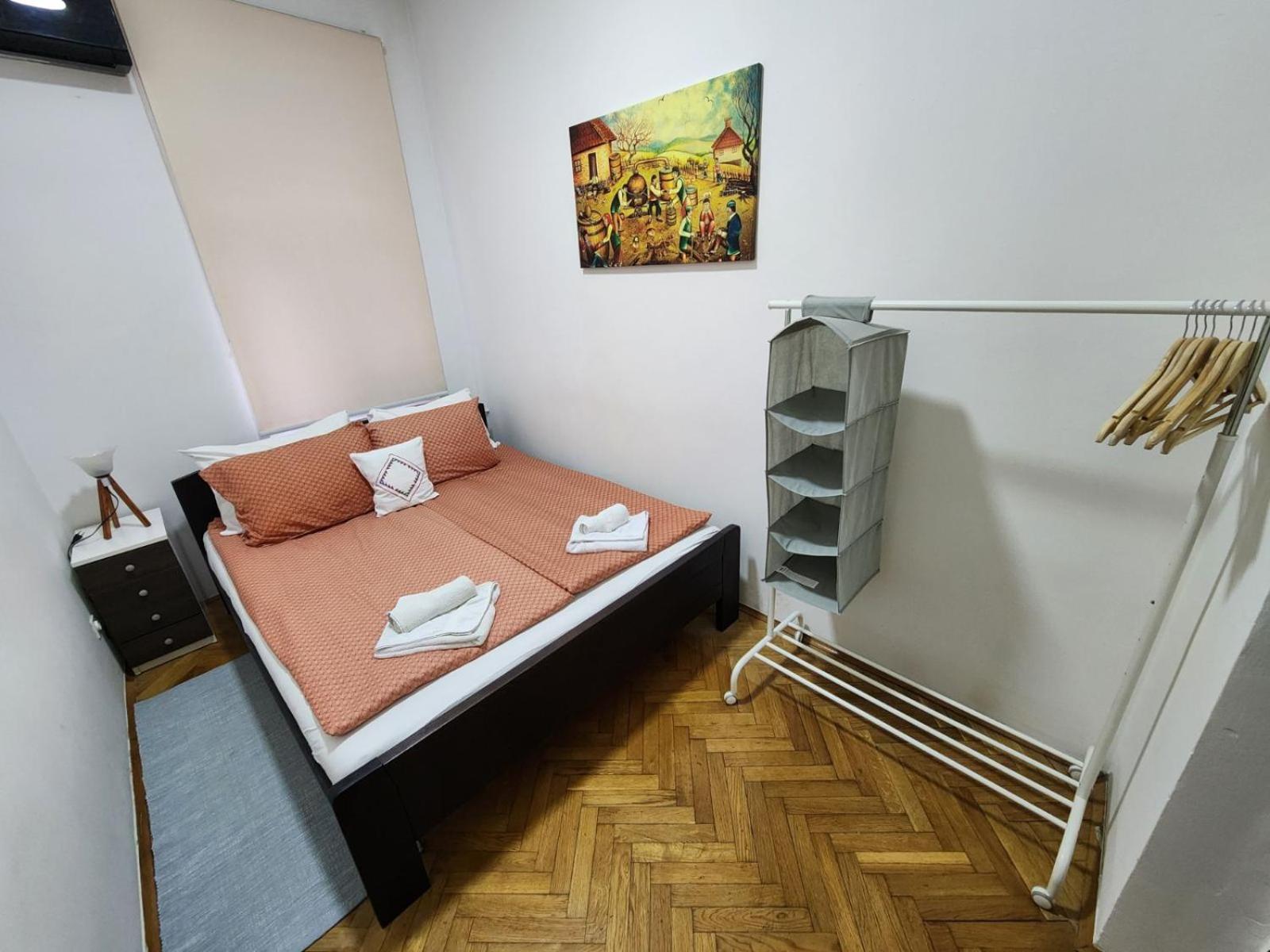 Authentic Belgrade Centre Apartments For Large Groups, Republic Square - Up To 47 People In 5 Apartments Номер фото
